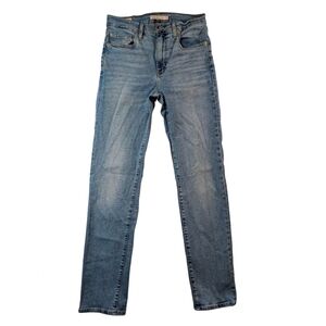1.Levi's Classic Blue Men's Jeans